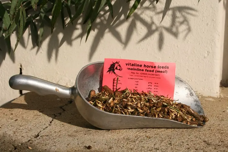 Mainline Feed (Muesli) packaging